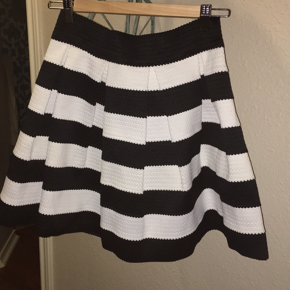 Black and White mini skirt
